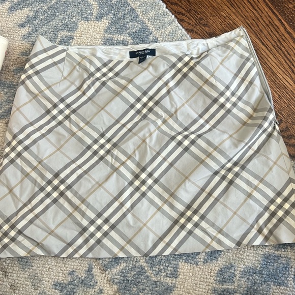 Burberry London blue label mini skirt blue and cream - Picture 1 of 3